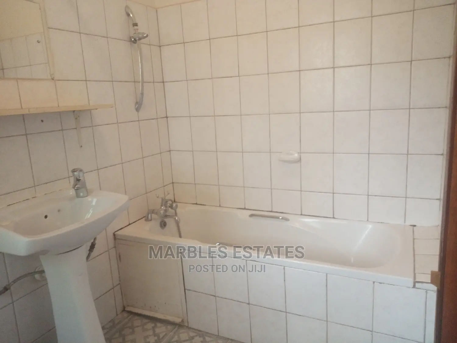 5bdrm House in Bugolobi, Central Division for Rent