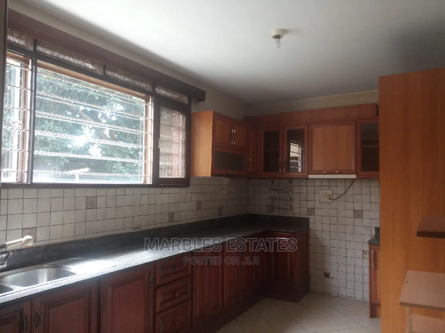 5bdrm House in Bugolobi, Central Division for Rent