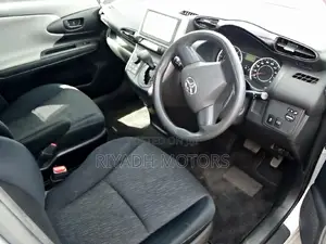 Toyota Wish 2009 Silver