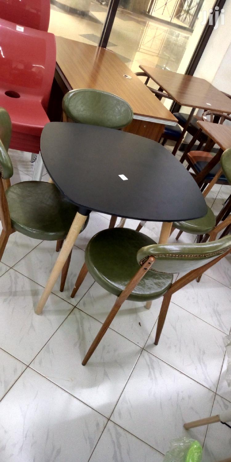 Malaysian Dinner Table 4seaters