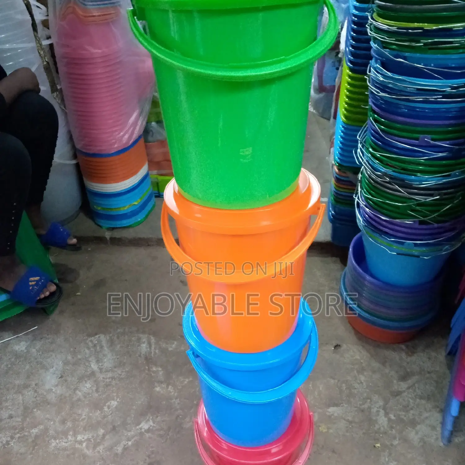 Plastic Nice Bucket