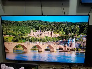 Samsung 50inches TV