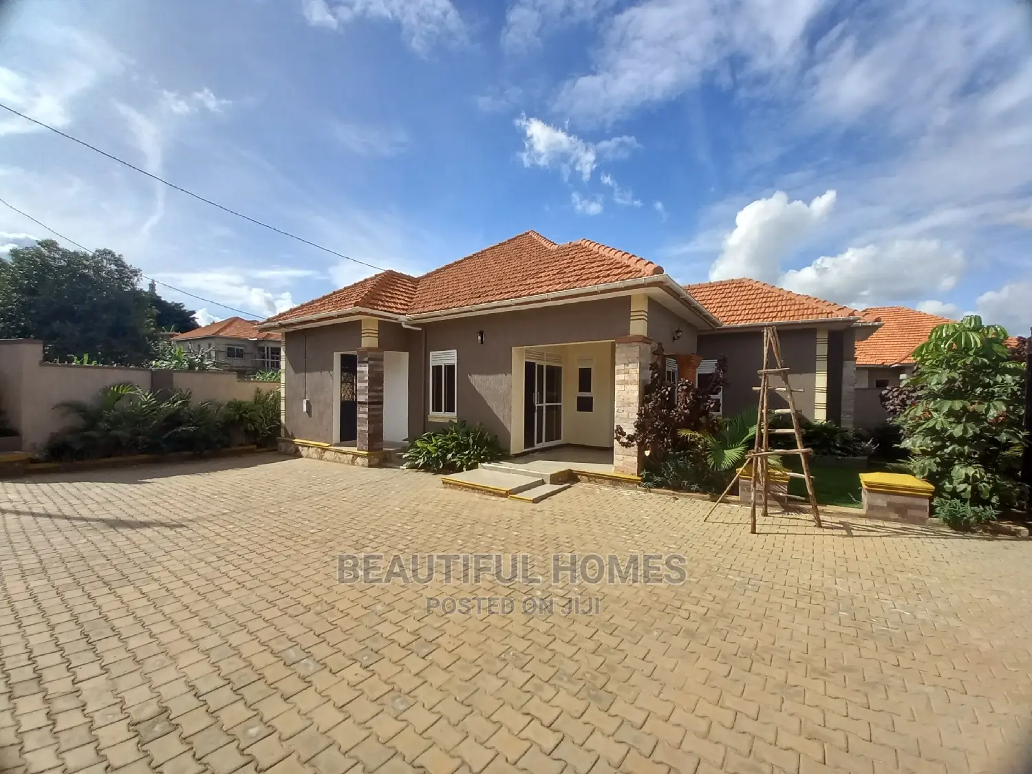 Furnished 4bdrm House in Kira Mamerito for Sale