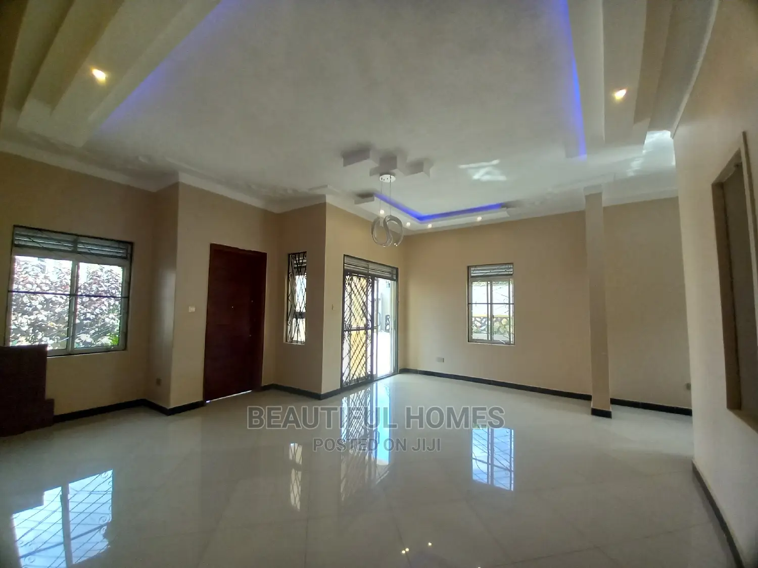 Furnished 4bdrm House in Kira Mamerito for Sale