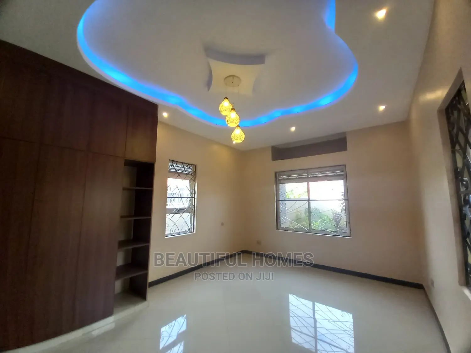 Furnished 4bdrm House in Kira Corporate Zone for Sale