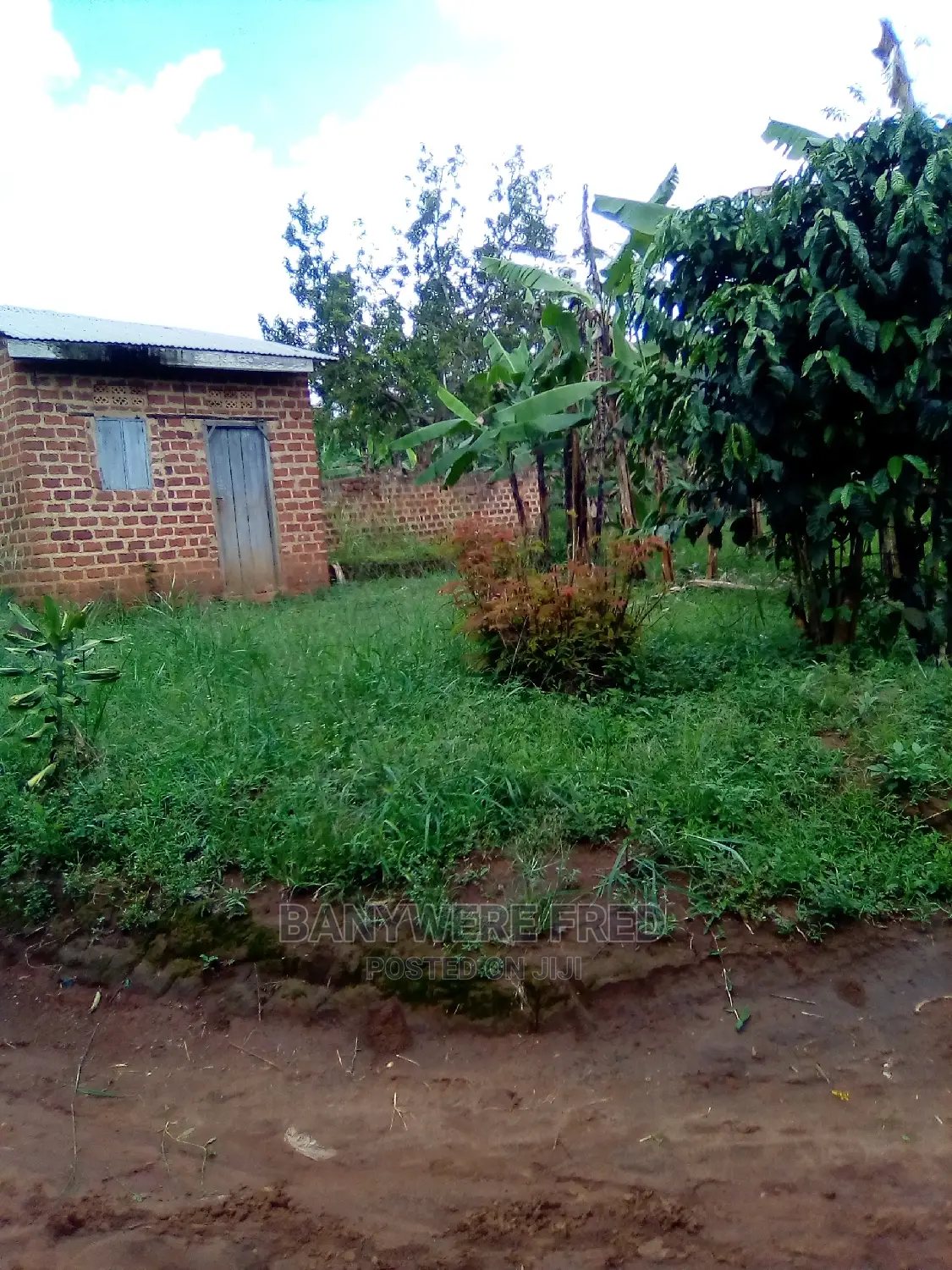 50/100 Plot for Sale in Kakiri
