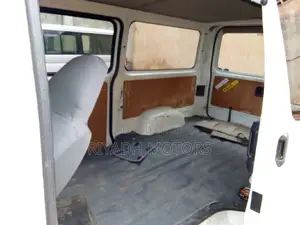 Toyota Hiace 2014 White