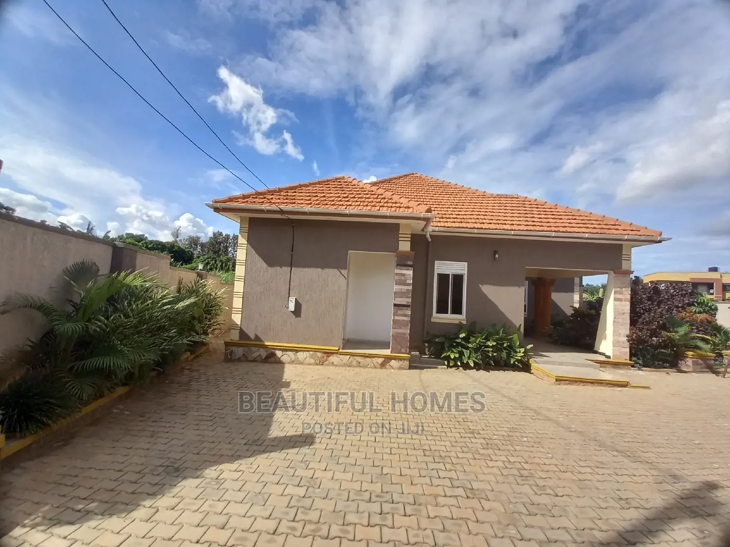 Furnished 4bdrm House in Kira Executive for Sale