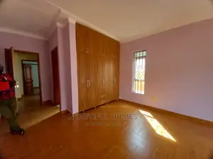 Furnished 4bdrm Bungalow in Kira Mamerito Rich for Sale