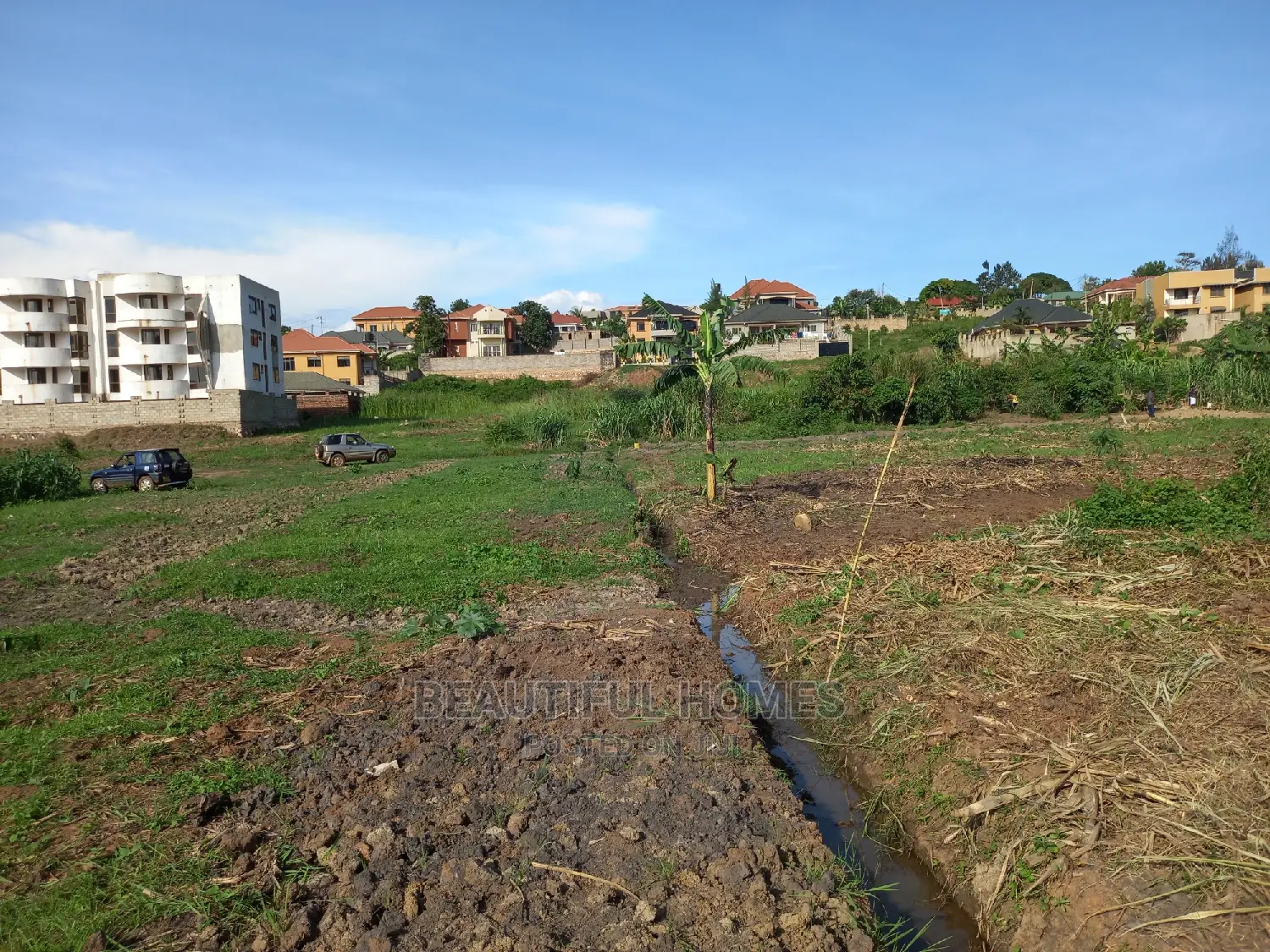 Kira Well Placed Two Plots on Sell
