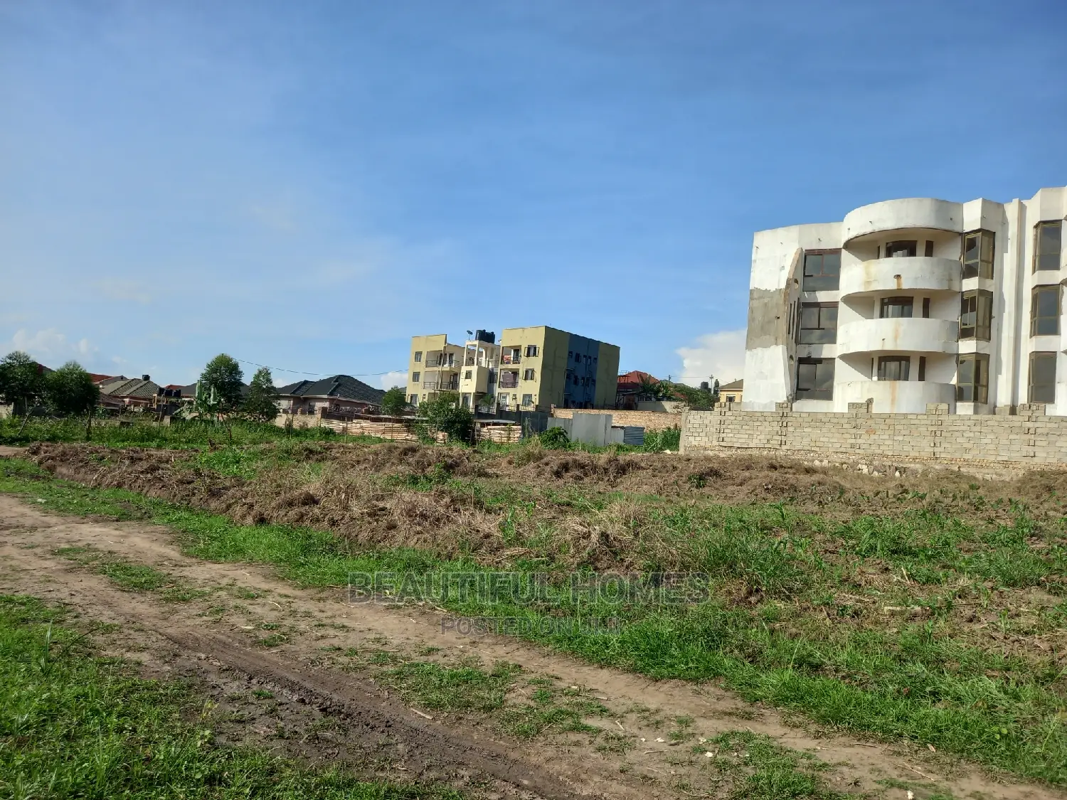 Posh Land in Kira for Sell