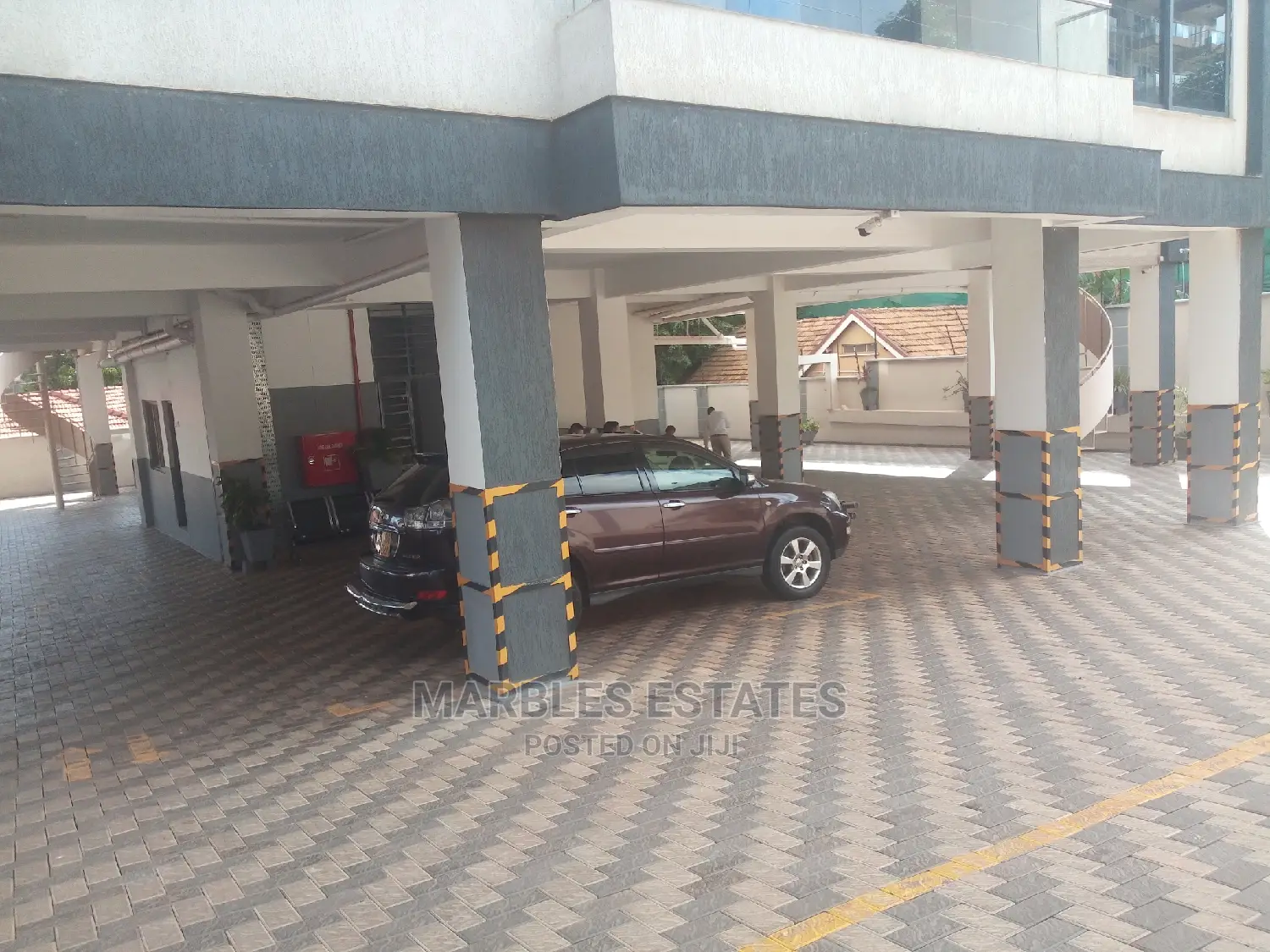 Furnished 4bdrm Apartment in Kololo, Central Division for Rent