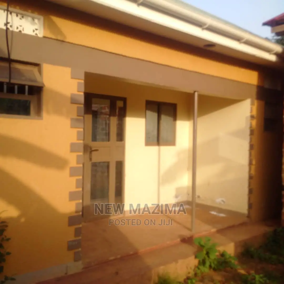 2bdrm House in Kawempe Kawanda, Division a for Sale