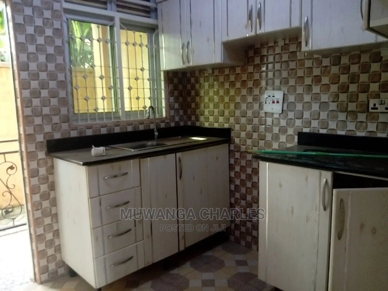 2bdrm House in Fs Properties Ltd, Central Division for Rent