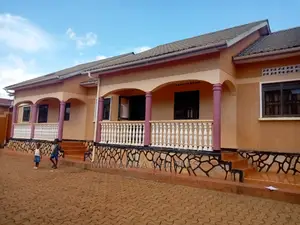 2bdrm House in Fs Properties Ltd, Central Division for rent