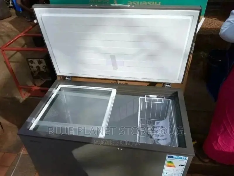 Hisense 310litres Chest/Deep Freezers \\ Fc-31dt4sa