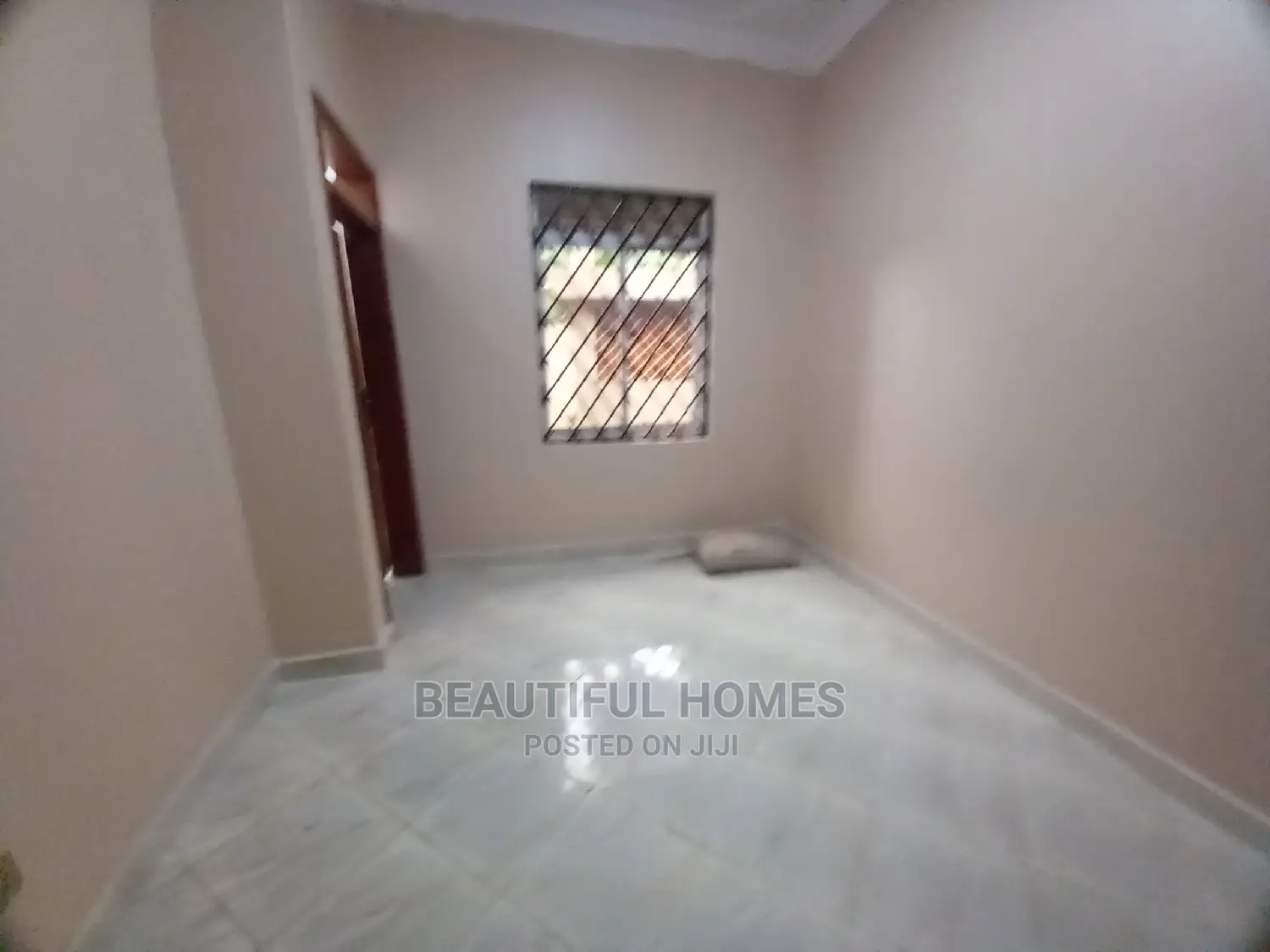 Furnished 4bdrm Bungalow in Kira Executive for Sale