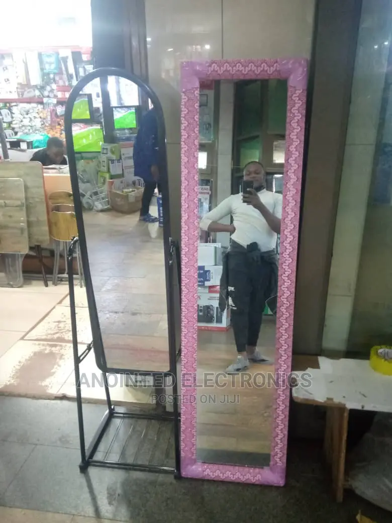 Dressing Mirror Pink
