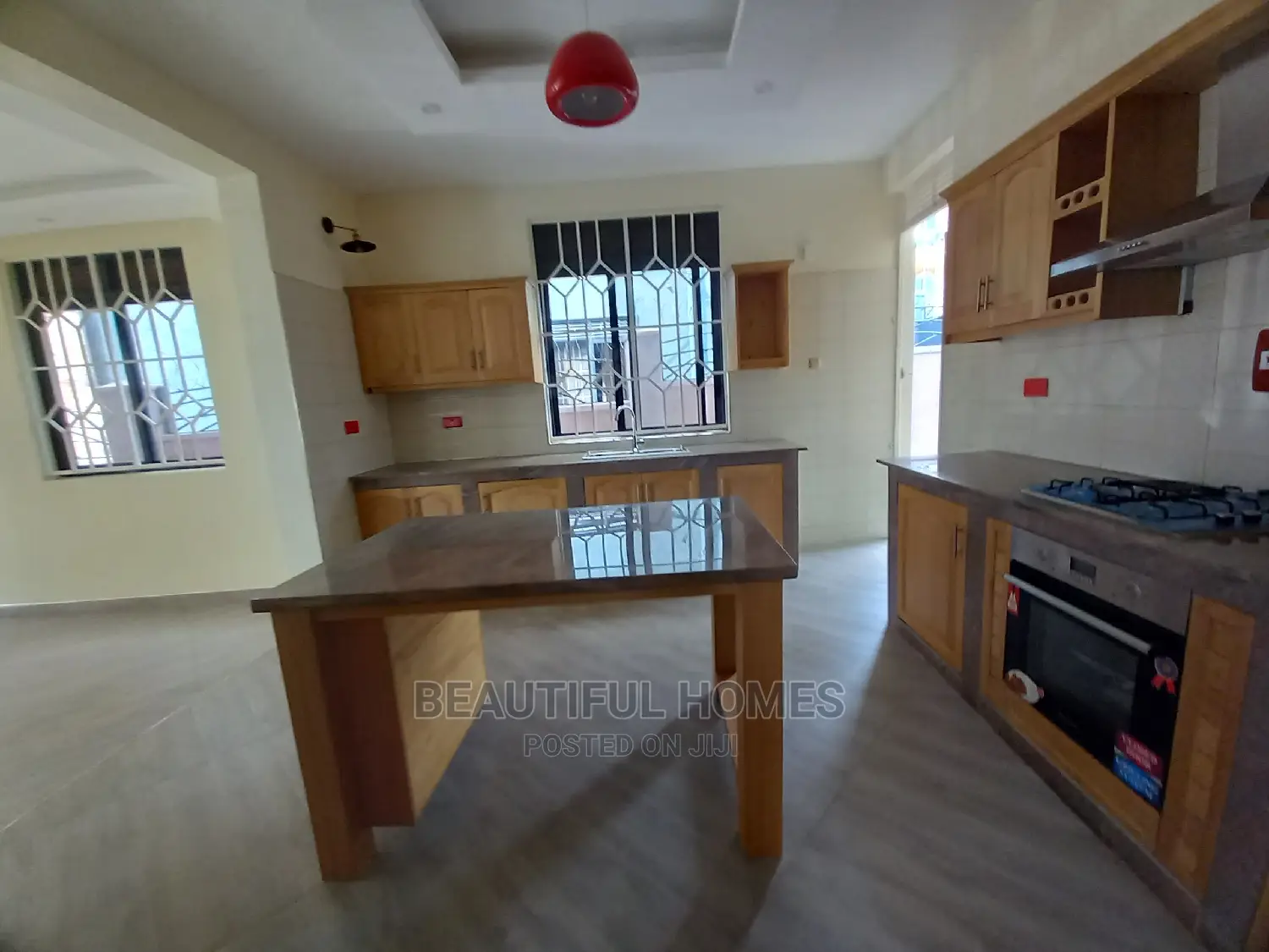Furnished 5bdrm Duplex in Kira Mamerito Road for Sale