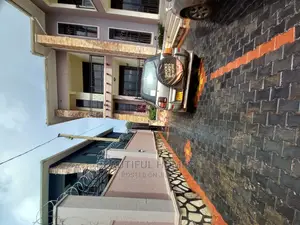Furnished 5bdrm Mansion in Kira Very Executive for Sale