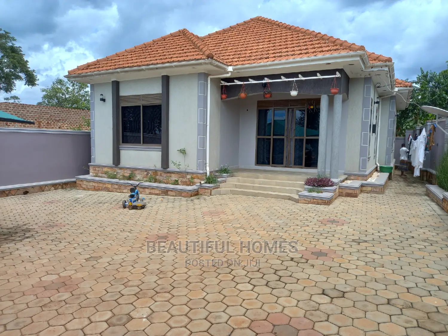 Furnished 4bdrm Bungalow in Nakwero Canaan, Kira for Sale