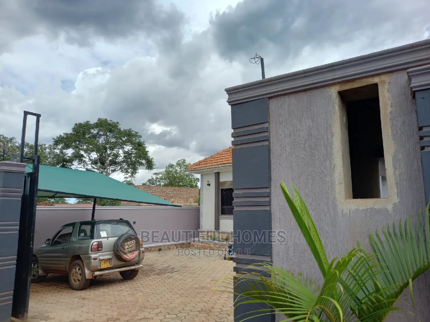 Furnished 4bdrm Bungalow in Kira Nakwero One for Sale