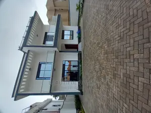 Furnished 6bdrm House in Kira Mamerito Road for Sale