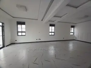 Furnished 6bdrm Mansion in Kira Tarmack Estate for Sale