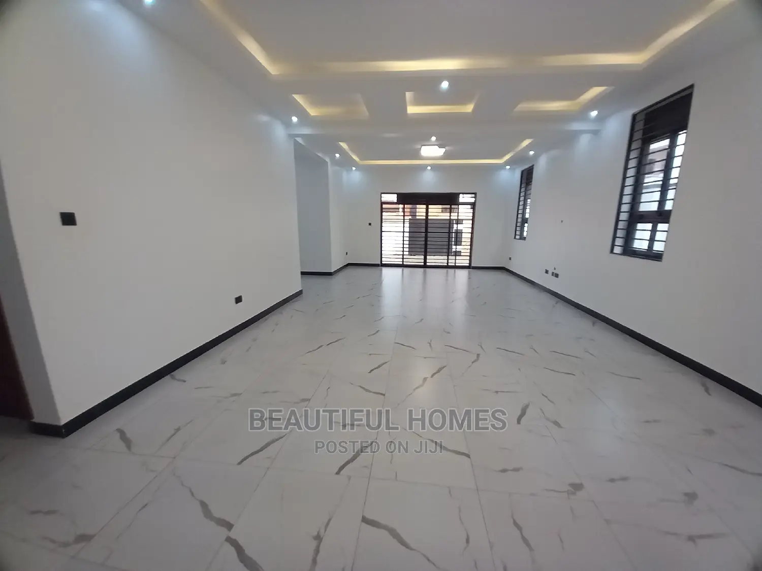 Furnished 6bdrm House in Kira First Class for Sale