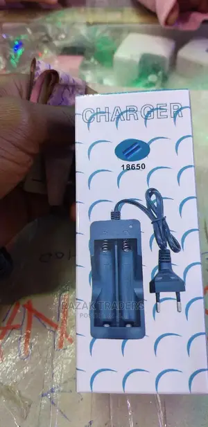Battery Charger for 2pcs. Rechargeable Batteries 18650