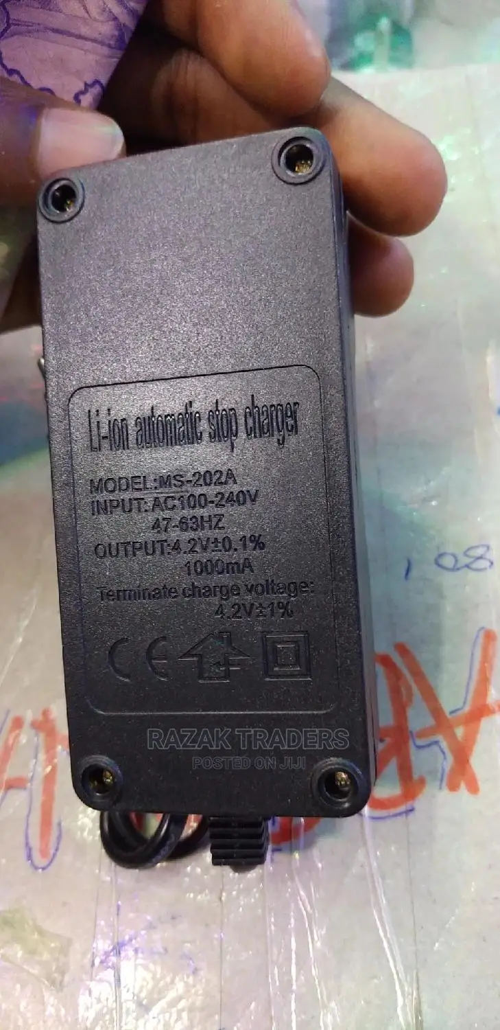 Battery Charger for 2pcs. Rechargeable Batteries 18650