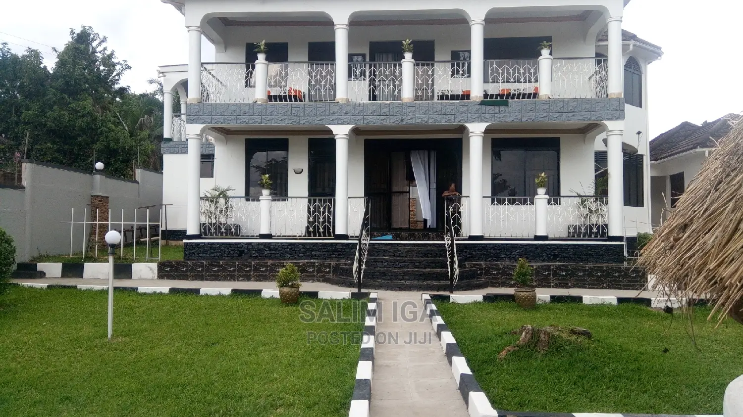 Furnished 4bdrm Duplex in Kololo Property, Central Division for Rent