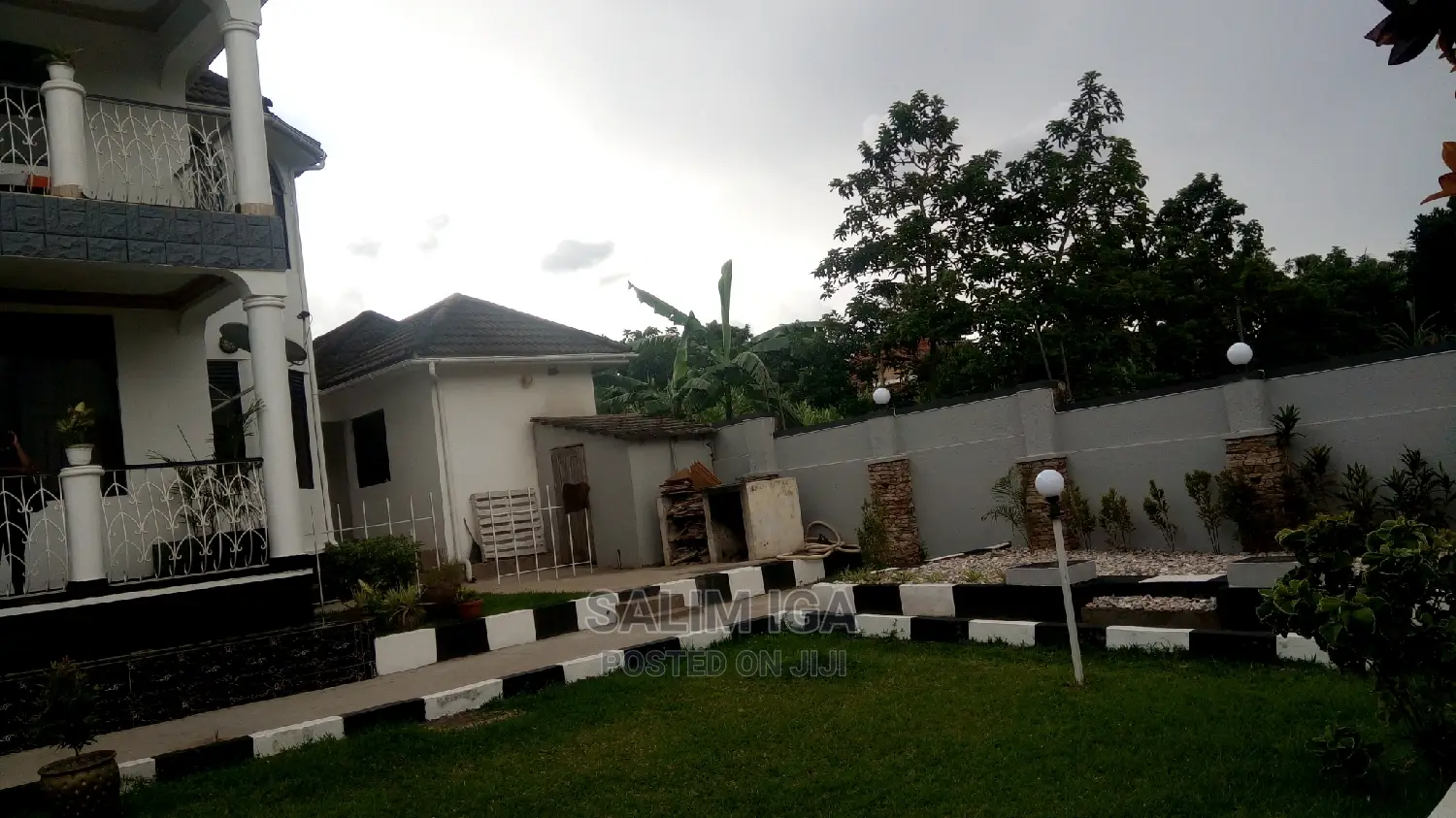 Furnished 4bdrm Duplex in Kololo Property, Central Division for Rent