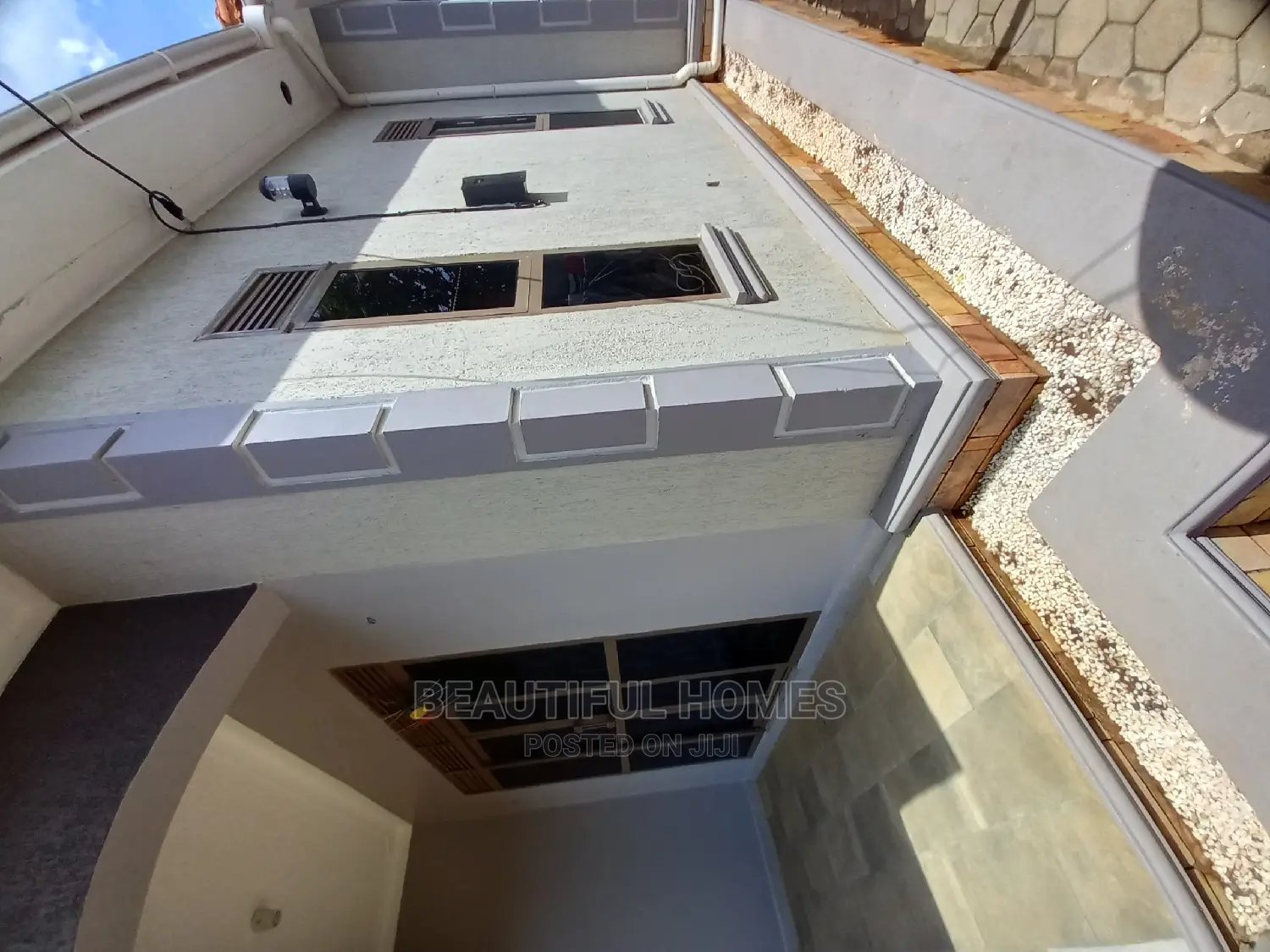 Furnished 4bdrm House in Kira Nakwero for Sale