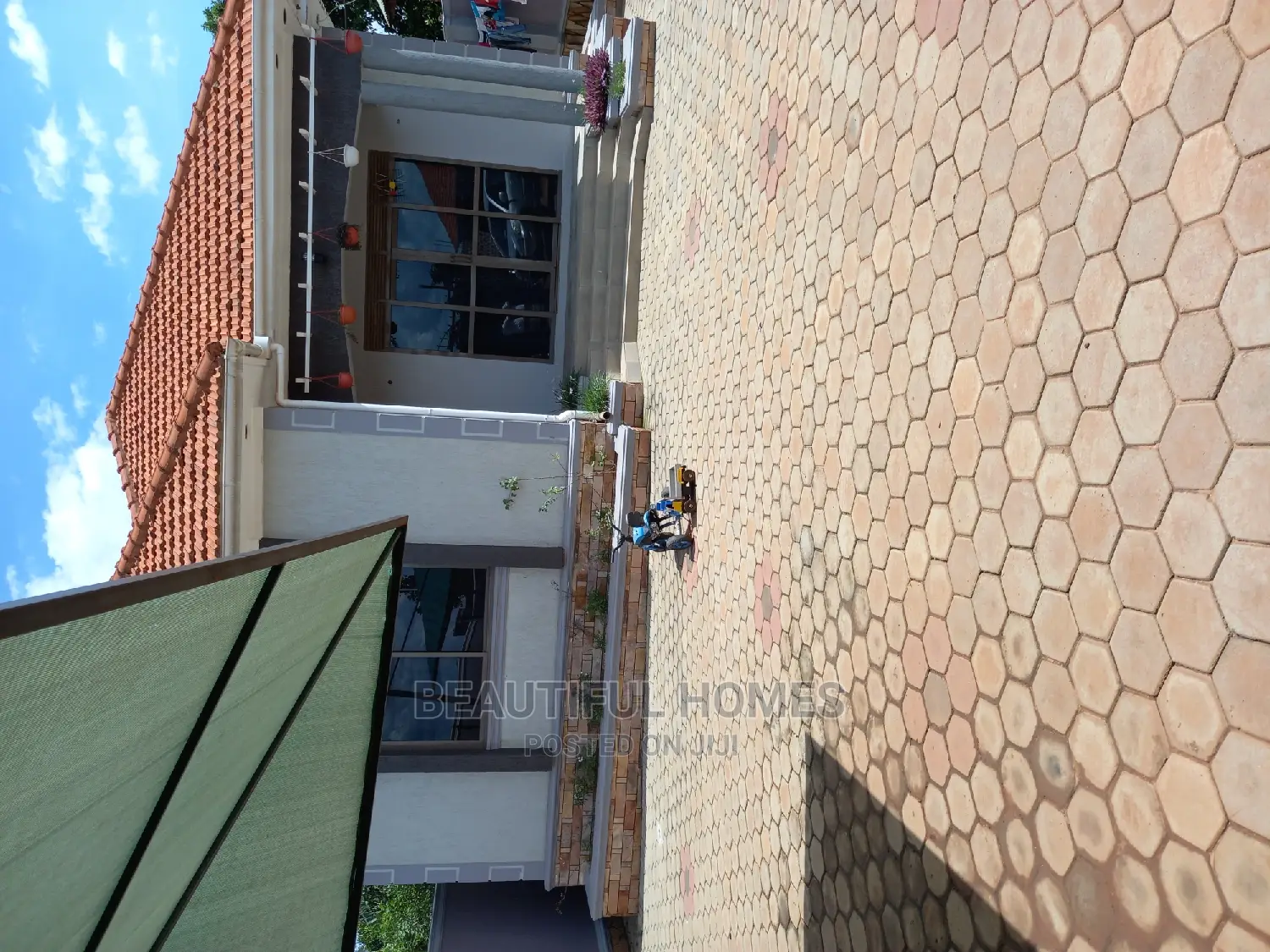 Furnished 4bdrm Bungalow in Nakwero Corporate, Kira for Sale