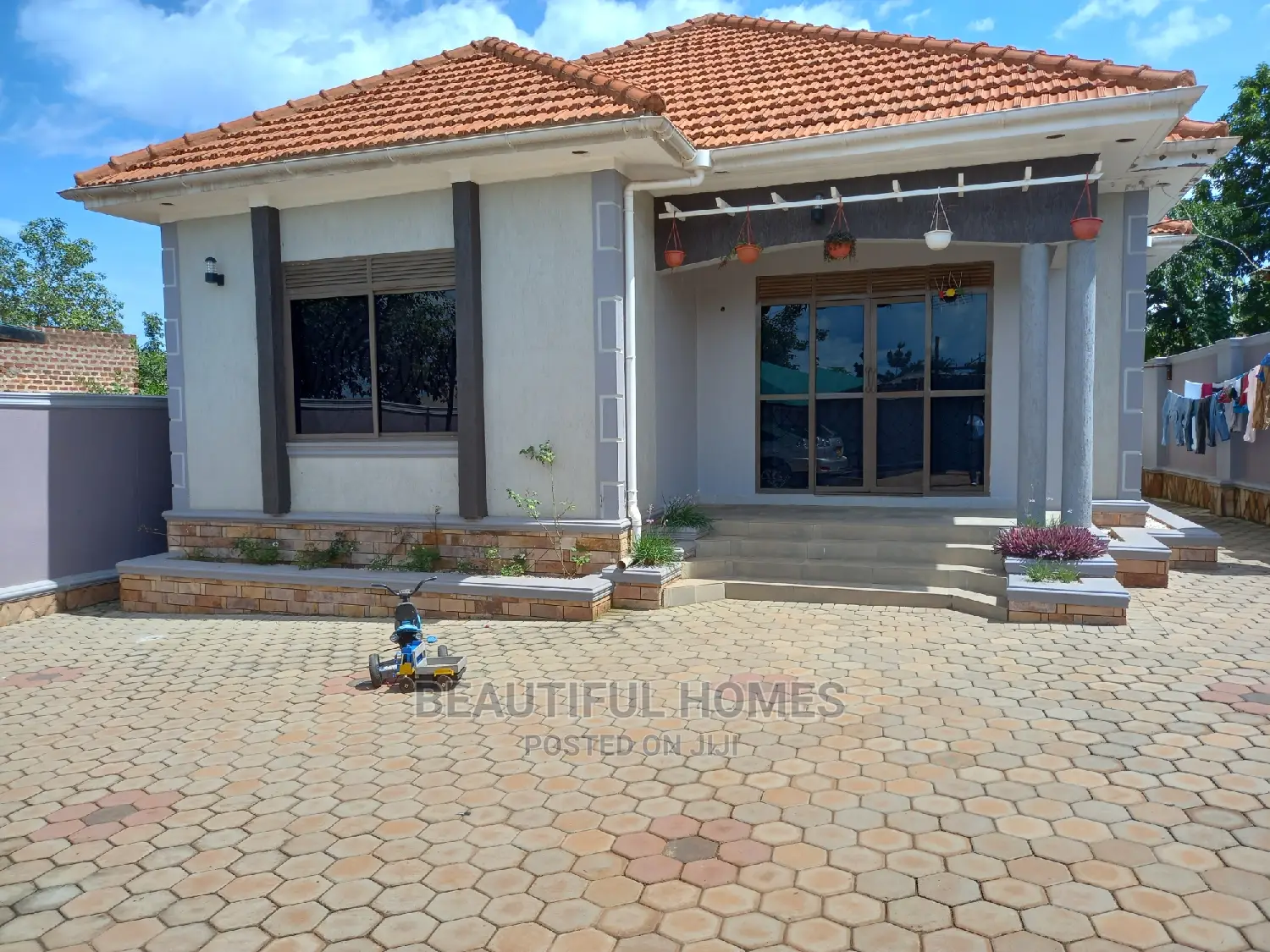 Furnished 4bdrm Bungalow in Nakwero Corporate, Kira for Sale