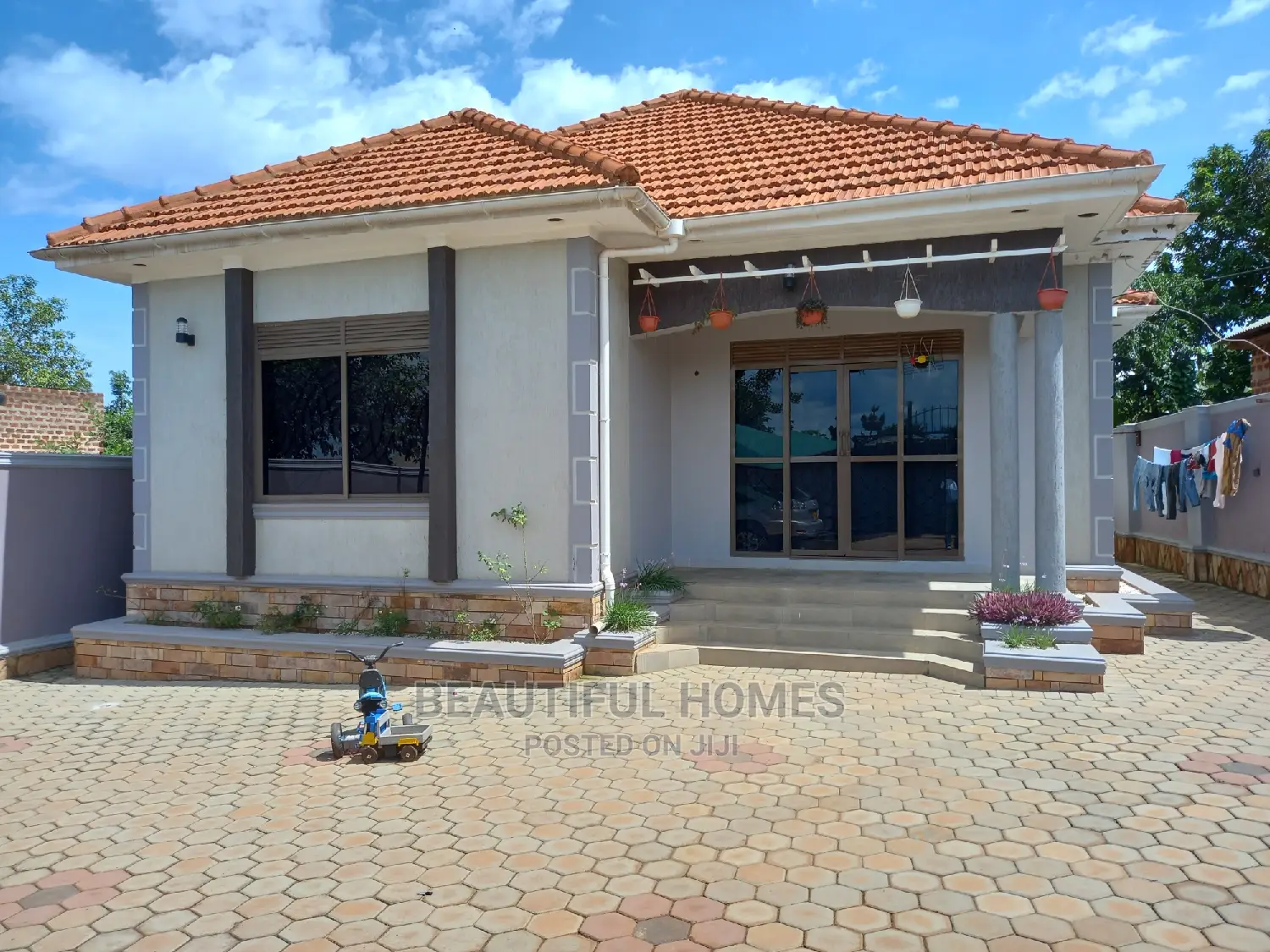 Furnished 4bdrm Bungalow in Nakwero Corporate, Kira for Sale