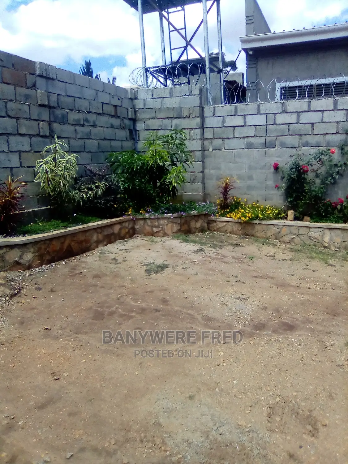 Furnished 4bdrm Bungalow in Goma for Sale