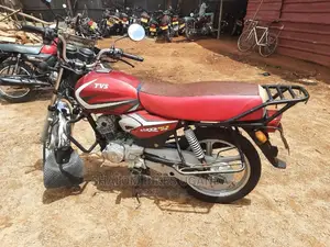 TVS Apache 180 RTR 2020 Pink