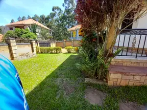 Furnished 4bdrm Bungalow in Kira Corporate for Sale