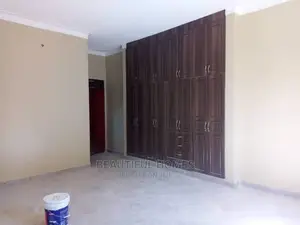 Furnished 4bdrm House in Kira Executive for Sale