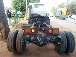 Isuzu Juston 1999