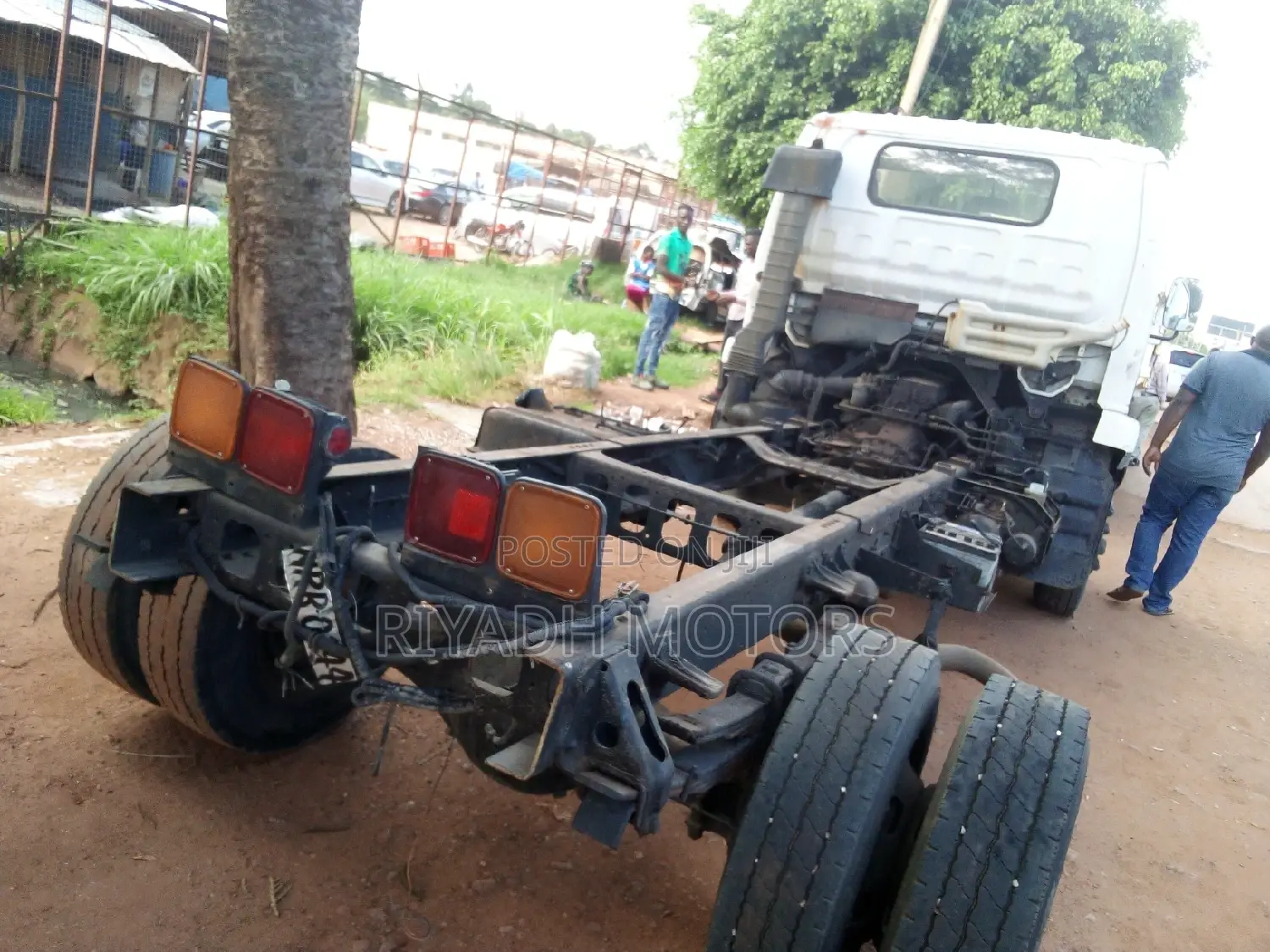 Isuzu Juston 1999