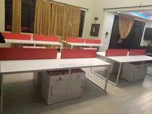Office Workstations / Staff Desks