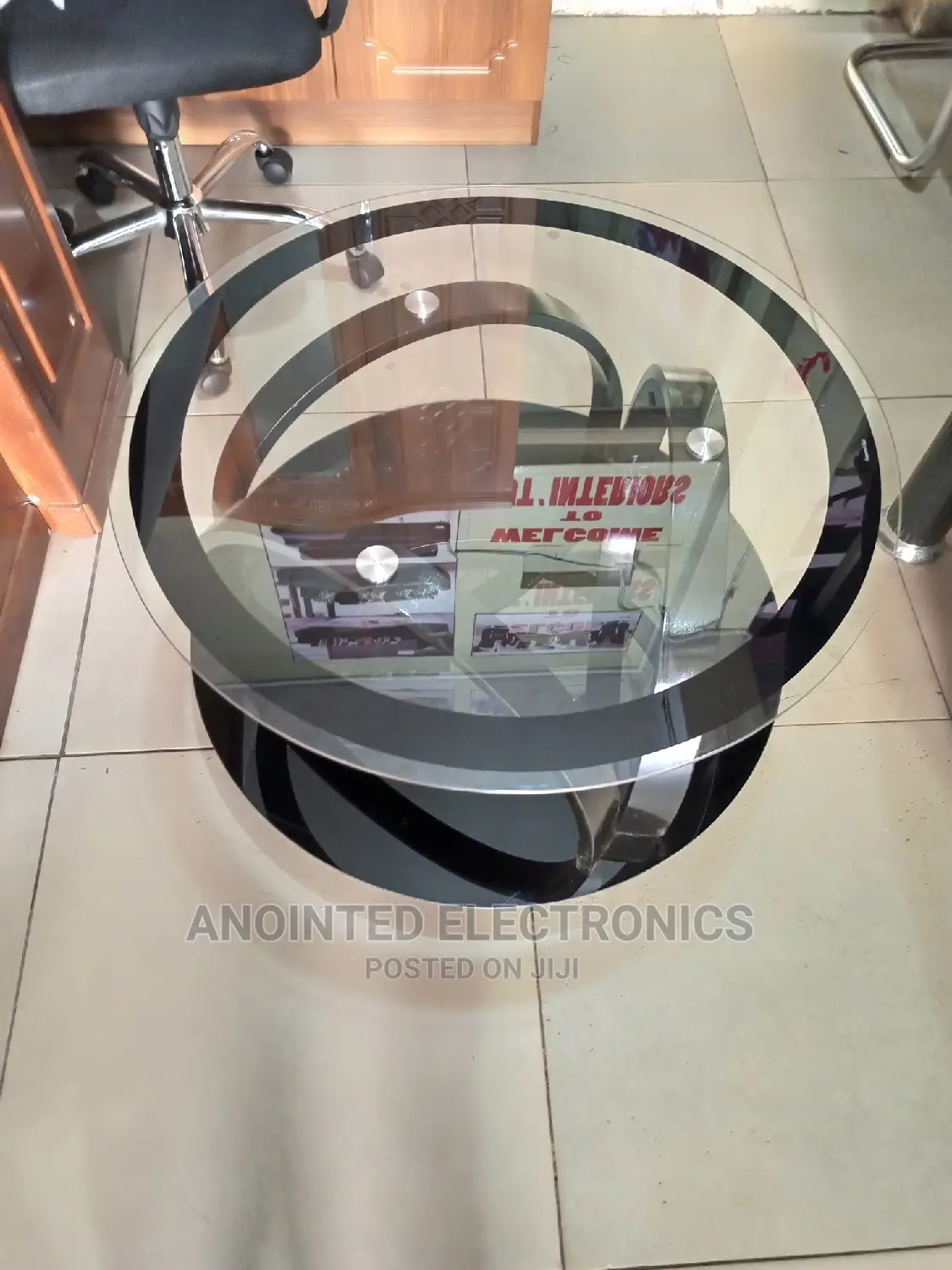 Glass Round Table
