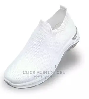 Ladies Sneaker Shoes / Classic Ladies Sneakers.