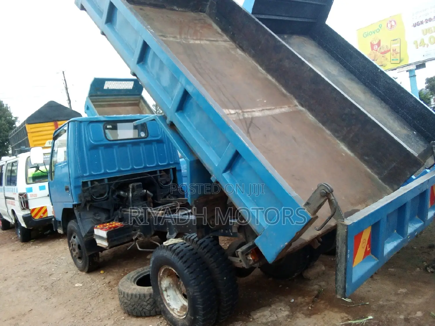 Canter Dumper