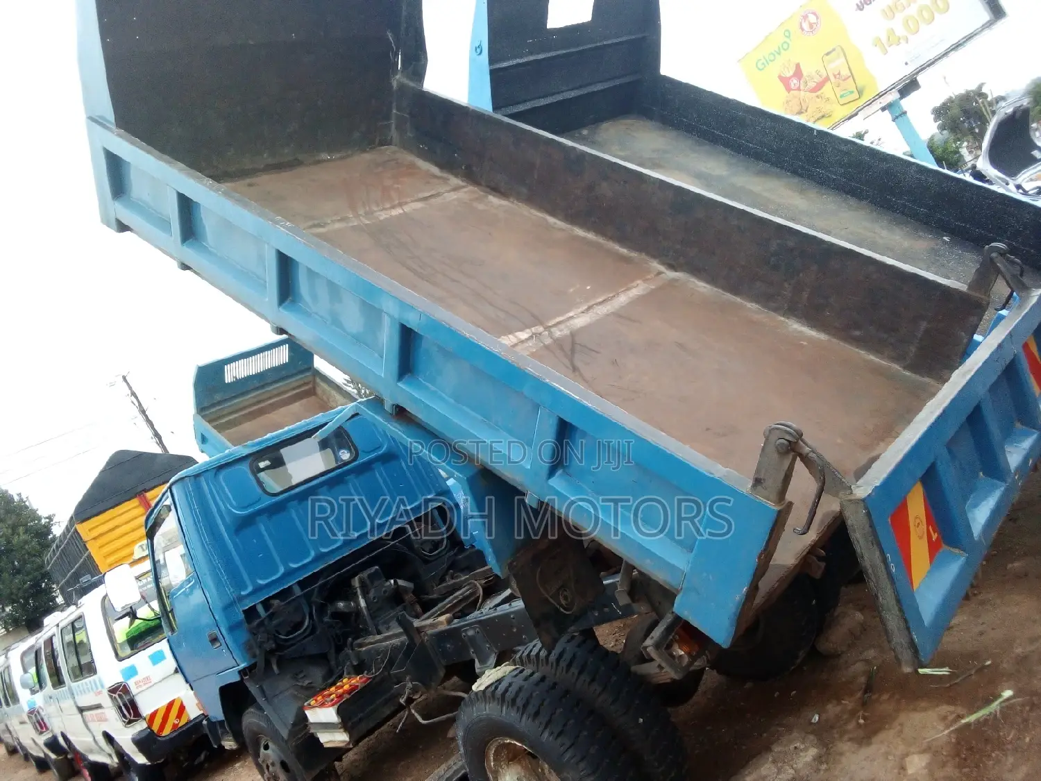 Canter Dumper