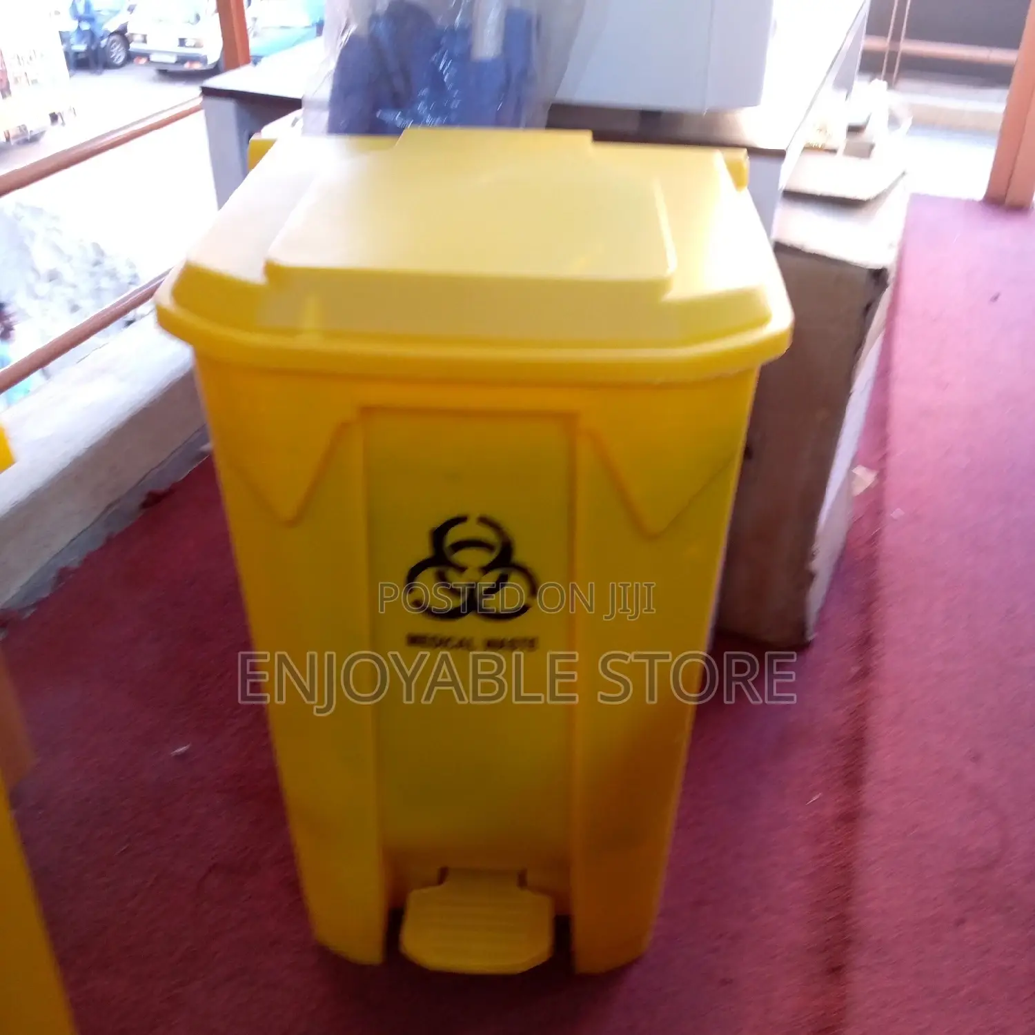 Step on Dust Bin