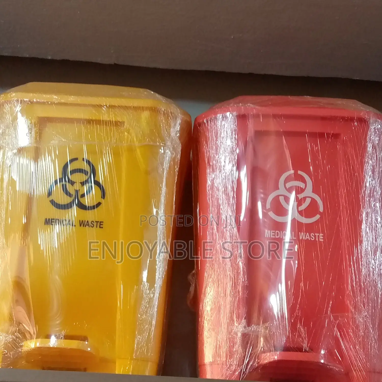 30ltr Step on Dustbin